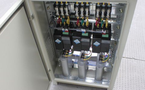 為什么大多數(shù)電力電容器的額定電壓會選擇450V或480V？